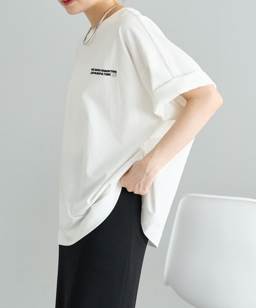FEEL GOOD CONNECTION AND BLISSFUL TIME(フィールグッドコネクションアンドブリスフルタイム)の「【F&B】ロゴ刺繍&プリントTシャツ(Tシャツ/カットソー・レディース・オフホワイト/ベージュ/ブラック・FREE)」の6枚目の写真
