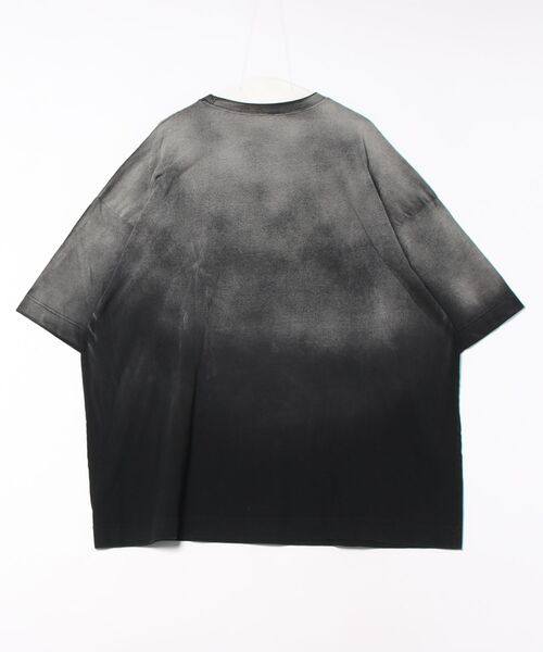 a.p.o.v.(エーピーオービー)の「a.p.o.v. グラデーションケミカルピグメントスーパーオーバーサイズTシャツ(Tシャツ/カットソー・メンズ・ブラック・ONESIZE)」の2枚目の写真