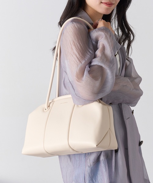 ADD CULUMN（アドカラム）の「【ADD CULUMN】25AW PUFF CLASP BOSTON M A25W02B429（ボストンバッグ・レディース・アイボリー/ブラック/ブラウン/グリーン・FREE）」の2枚目の写真