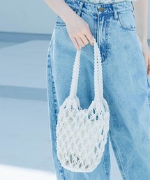 マクラメ編み リュック バッグ　フリンジ　生成り　ホワイト　白 リュック 女子 レディース 通勤 リュックサック 小さめ 合皮