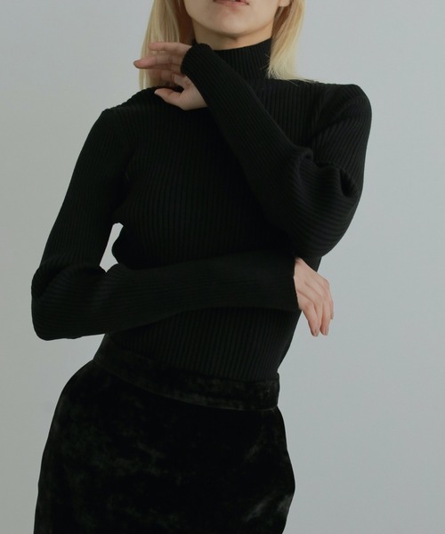 anuke（アンヌーク）の「Fringe Knit Bustier（ニット/セーター）」 - WEAR