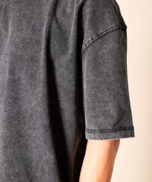 R.(rehacer)(アールドット(レアセル))の「R. : Retro Loose Washed S/S T / レトロ ルーズ ウォッシュド 半袖 Tシャツ(Tシャツ/カットソー・メンズ・ブラック/ブルー/グリーン/ネイビー/オレンジ・MEDIUM/LARGE/X-LARGE)」の9枚目の写真