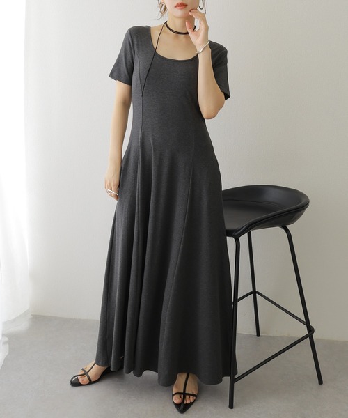 back strap tuck flare long dress /バックストラップタック