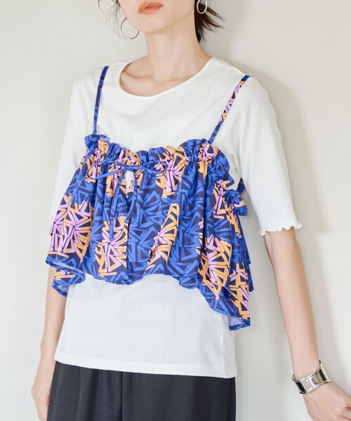coen（コーエン）の「【スザンヌさんコラボ】Suuバティック柄マルチビスチェ（キャミソール・レディース・コバルトブルー/オレンジ・FREE）」の2枚目の写真