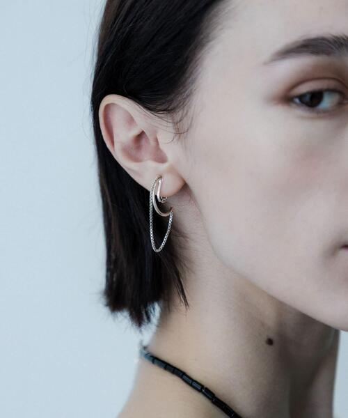 SMELLY(スメリー)の「SMELLY so’ combination chain earring(イヤリング・レディース・シルバー・-)」の1枚目の写真