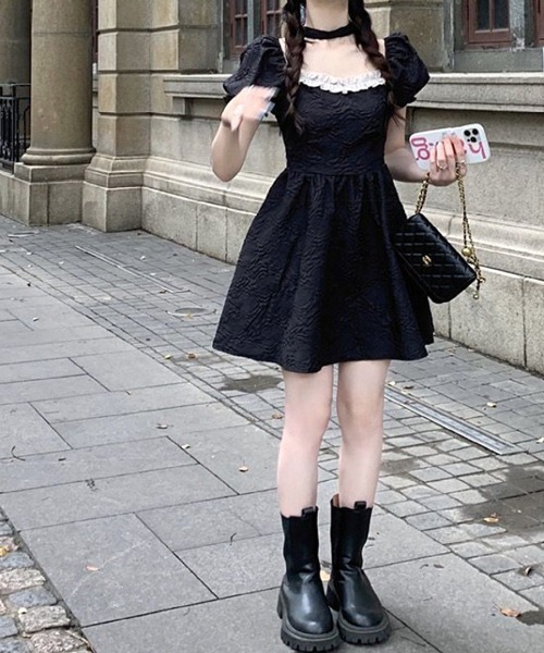 バックリボンスクエアネックミニワンピース ウエスト見せ