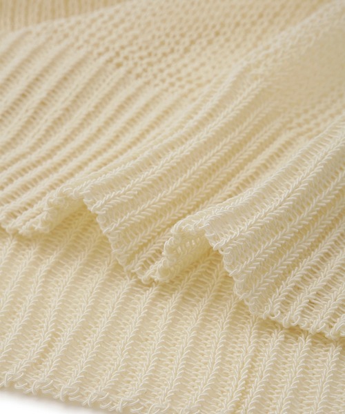 ADAM ET ROPE'（アダムエロペ）の「シアーVネックトップス（Tシャツ/カットソー・レディース・ブラウン/オフホワイト/レッド系その他2・FREE）」の9枚目の写真