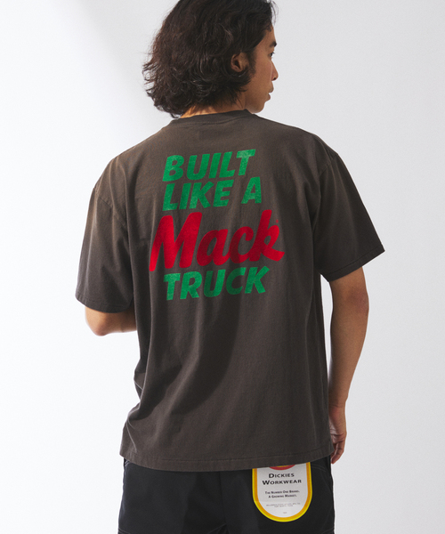 JOURNAL STANDARD relume(ジャーナルスタンダード レリューム)の「MACK TRUCKS / マック・トラックス 別注 フェード プリント Tシャツ(Tシャツ/カットソー・メンズ・ホワイト/ブラック系その他/チャコールグレー/ブラック・MEDIUM/LARGE)」の18枚目の写真