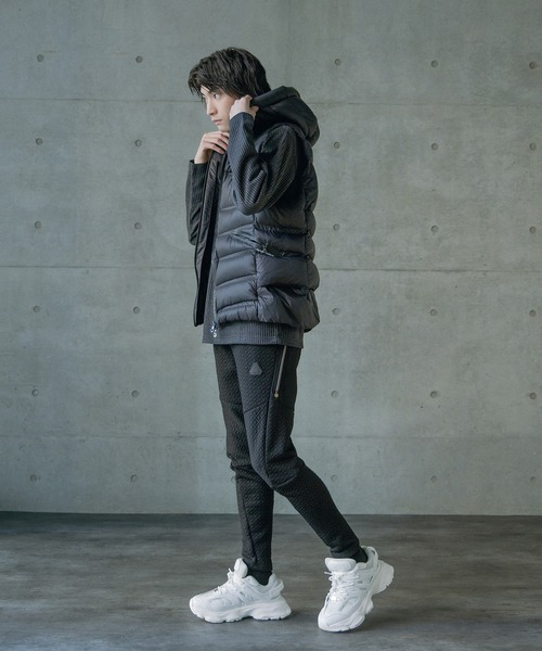 RATTLE TRAP（ラトルトラップ）の「1PIU1UGUARE3別注スーパーライトテックダウンベスト（ダウンベスト・メンズ・ブラック・L/LL/M）」の4枚目の写真