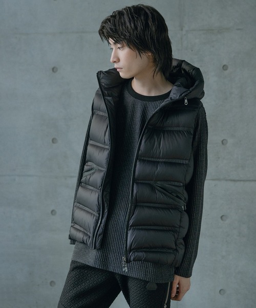 RATTLE TRAP（ラトルトラップ）の「1PIU1UGUARE3別注スーパーライトテックダウンベスト（ダウンベスト・メンズ・ブラック・L/LL/M）」の7枚目の写真