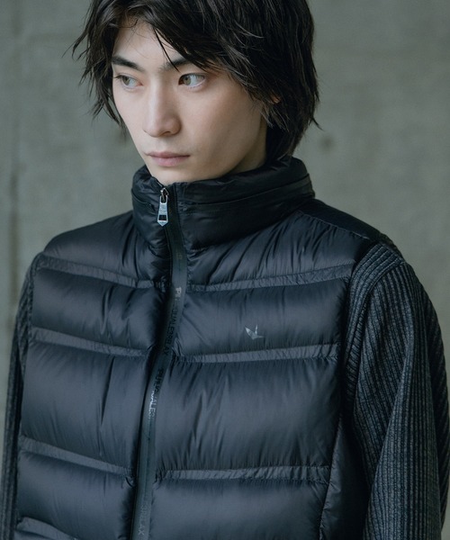 RATTLE TRAP（ラトルトラップ）の「1PIU1UGUARE3別注スーパーライトテックダウンベスト（ダウンベスト・メンズ・ブラック・L/LL/M）」の13枚目の写真