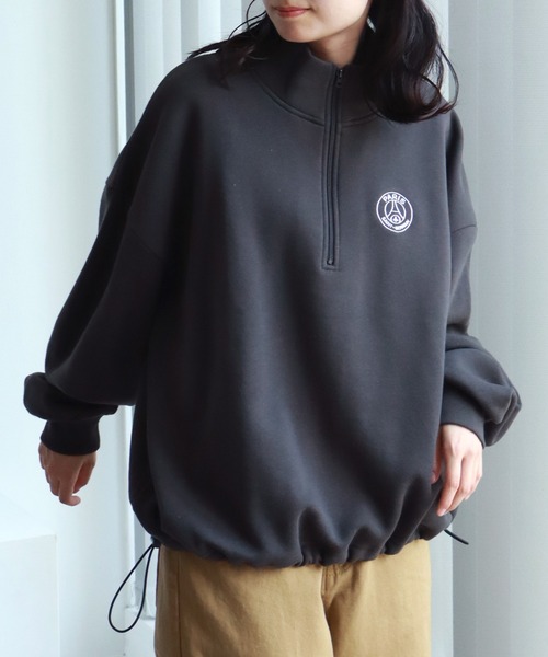 PARIS SAINT-GERMAIN（パリサンジェルマン）の「【Paris Saint-Germain/パリサンジェルマン】裏起毛 裾ドロスト エンブレムロゴ ハーフジップ スウェットトレーナー（スウェット・メンズ・グレー/スミクロ/ブラック・M/L/XL）」の15枚目の写真