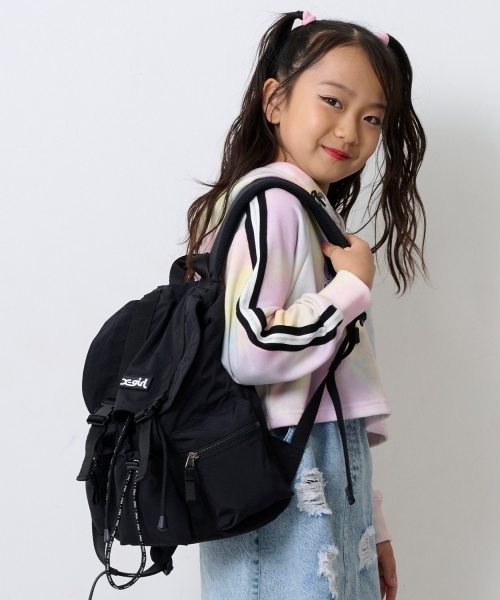 X-girl Stages(エックスガールステージス)の「3ポケットミニバックパック(バックパック/リュック・キッズ・カーキ/ラベンダー/ブラック・F)」の2枚目の写真