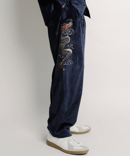 Subciety（サブサエティ）の「Souvenir velour pants（その他パンツ・メンズ・ブラック/オリーブ/ネイビー・SMALL/MEDIUM/LARGE/X-LARGE）」の10枚目の写真