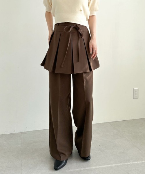 archives(アルシーヴ)の「プリーツスカート付レイヤードスラックス(その他パンツ・レディース・グレー/ブラウン・MEDIUM)」の1枚目の写真