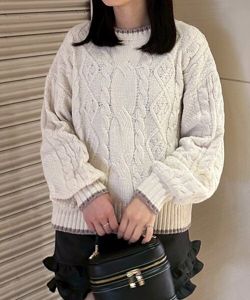 Another Branch olive des olive（アナザーブランチオリーブデオリーブ）の「ベロアモールケーブルプルオーバー（ニット/セーター・レディース・ラベンダー/イエロー/アイボリー/サックスブルー/グレー・FREE）」の2枚目の写真