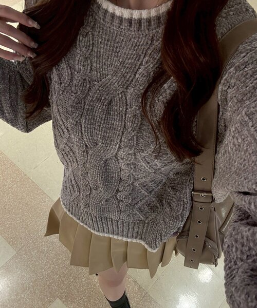 Another Branch olive des olive（アナザーブランチオリーブデオリーブ）の「ベロアモールケーブルプルオーバー（ニット/セーター・レディース・ラベンダー/イエロー/アイボリー/サックスブルー/グレー・FREE）」の10枚目の写真