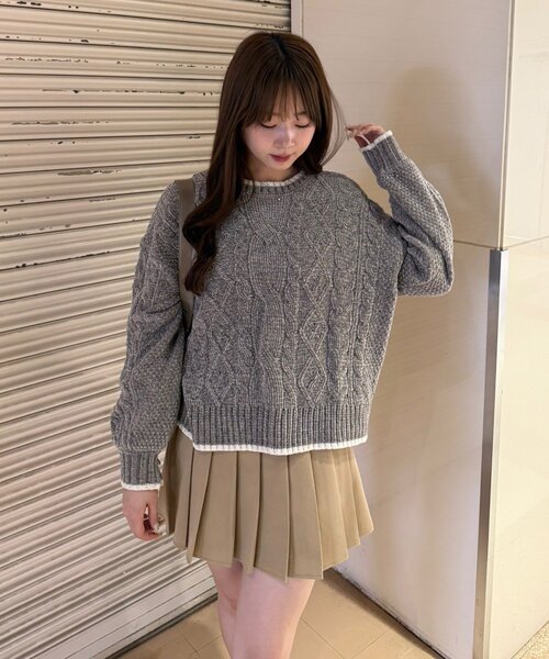 Another Branch olive des olive（アナザーブランチオリーブデオリーブ）の「ベロアモールケーブルプルオーバー（ニット/セーター・レディース・ラベンダー/イエロー/アイボリー/サックスブルー/グレー・FREE）」の11枚目の写真