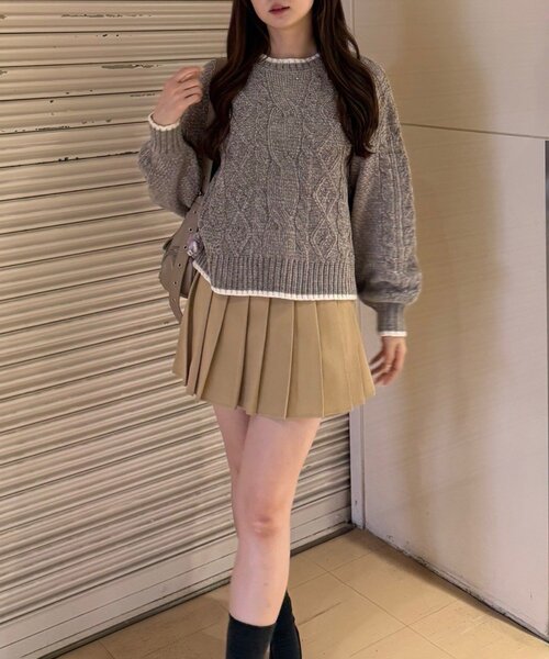 Another Branch olive des olive（アナザーブランチオリーブデオリーブ）の「ベロアモールケーブルプルオーバー（ニット/セーター・レディース・ラベンダー/イエロー/アイボリー/サックスブルー/グレー・FREE）」の17枚目の写真