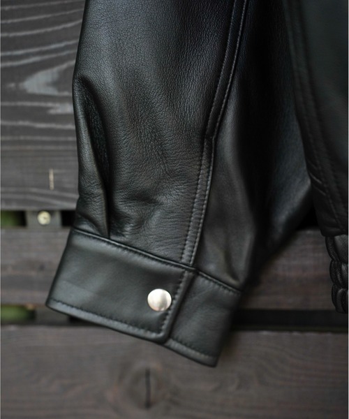many men many mind(メニーメンメニーマインド)の「many men many mind /ラムレザー ボンバージャケット(ブルゾン・メンズ・ブラック・MEDIUM/LARGE/SMALL)」の5枚目の写真