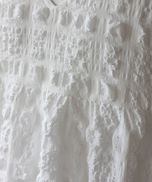 No Rule No Line（ノール－ルノーライン）の「Vネックノースリーブペプラムトップス セレモニー オケージョン 結婚式 セットアップ対応 カセットスタイル対応(別売り)（ベスト・レディース・ホワイト/ブラック・FREE）」の18枚目の写真