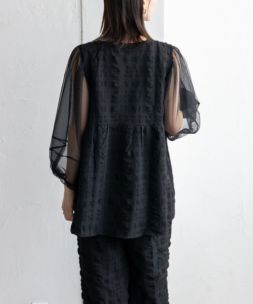 No Rule No Line（ノール－ルノーライン）の「Vネックノースリーブペプラムトップス セレモニー オケージョン 結婚式 セットアップ対応 カセットスタイル対応(別売り)（ベスト・レディース・ホワイト/ブラック・FREE）」の10枚目の写真