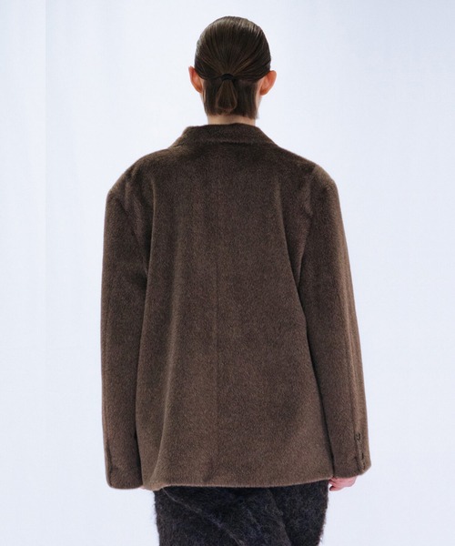 VIAVANDA(ヴィアヴァンダ)の「FUR DOUBLE JACKET(テーラードジャケット・レディース・グレー/ブラウン・FREE)」の4枚目の写真