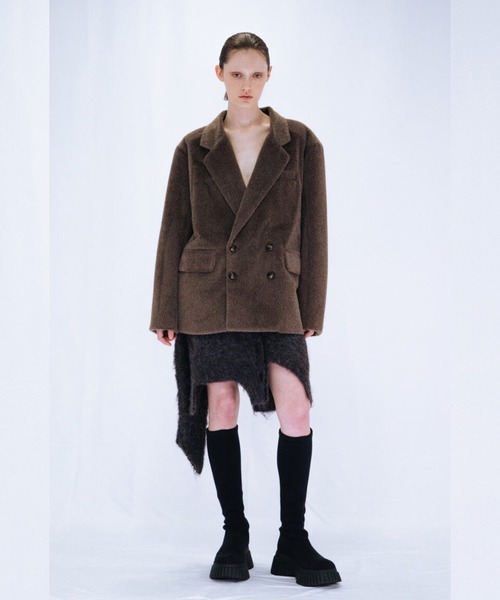 VIAVANDA(ヴィアヴァンダ)の「FUR DOUBLE JACKET(テーラードジャケット・レディース・グレー/ブラウン・FREE)」の5枚目の写真