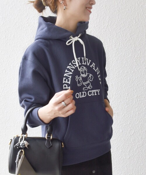 Champion(チャンピオン)の「Champion:〈洗濯機可能〉リバースウィーブ(R) 裏起毛 フーディー スウェット パーカー(パーカー・レディース・ネイビー/ライトグレー・ONE SIZE)」の12枚目の写真