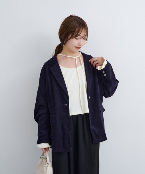 Kastane(カスタネ)の「【4色展開/無地&ボーダー】B ベルスリーブ2WAYカットトップス(Tシャツ/カットソー・レディース・ブラック/アイボリー/チャコールグレー/ブラウン・FREE)」の12枚目の写真