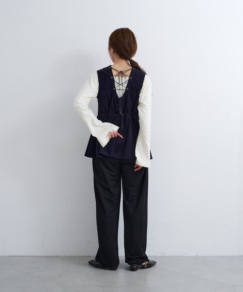 Kastane(カスタネ)の「【4色展開/無地&ボーダー】B ベルスリーブ2WAYカットトップス(Tシャツ/カットソー・レディース・ブラック/アイボリー/チャコールグレー/ブラウン・FREE)」の14枚目の写真