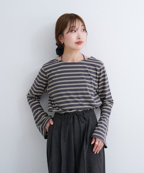 Kastane(カスタネ)の「【4色展開/無地&ボーダー】B ベルスリーブ2WAYカットトップス(Tシャツ/カットソー・レディース・ブラック/アイボリー/チャコールグレー/ブラウン・FREE)」の17枚目の写真