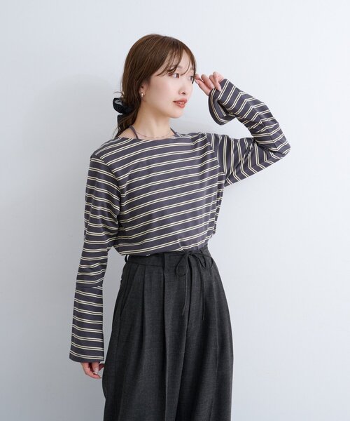 Kastane(カスタネ)の「【4色展開/無地&ボーダー】B ベルスリーブ2WAYカットトップス(Tシャツ/カットソー・レディース・ブラック/アイボリー/チャコールグレー/ブラウン・FREE)」の18枚目の写真