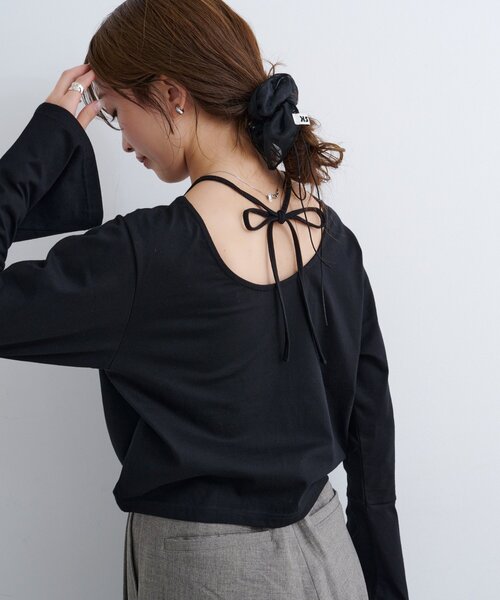 Kastane(カスタネ)の「【4色展開/無地&ボーダー】B ベルスリーブ2WAYカットトップス(Tシャツ/カットソー・レディース・ブラック/アイボリー/チャコールグレー/ブラウン・FREE)」の6枚目の写真