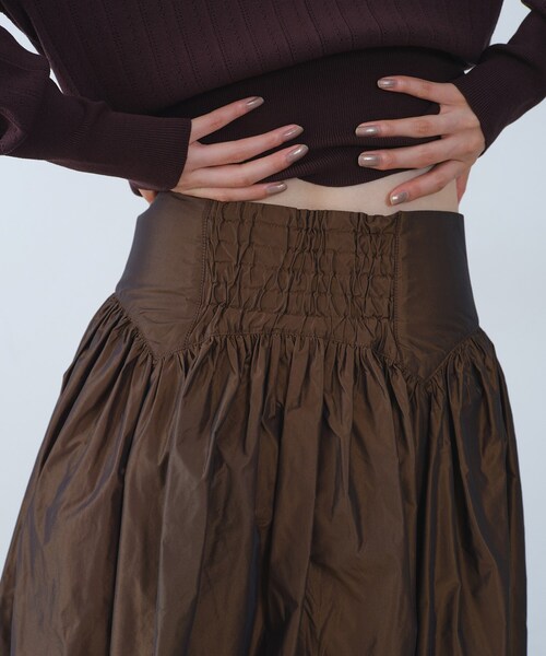 CODE A（コードエー）の「zip design volume skirt（スカート・レディース・ブラック/ダークブラウン・34/38/36）」の11枚目の写真