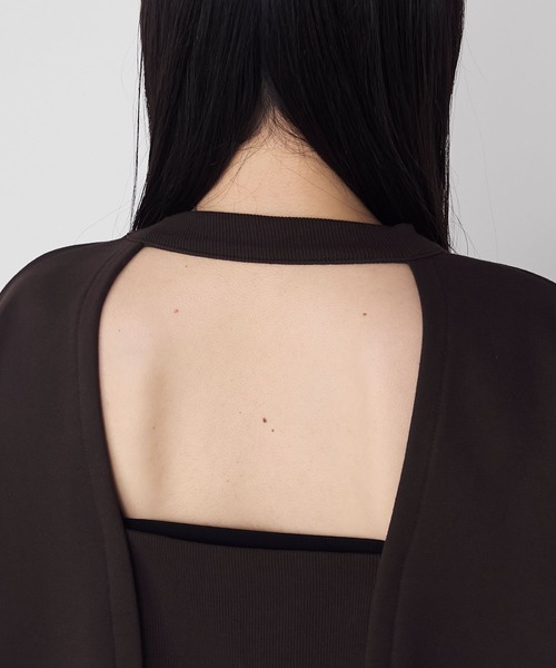 forksy.（フォルクシー）の「【forksy.】オープンバックロングカフススウェットプルオーバー（スウェット・レディース・ブラック/ブラウン/オートミール/ホワイト系・FREE）」の7枚目の写真