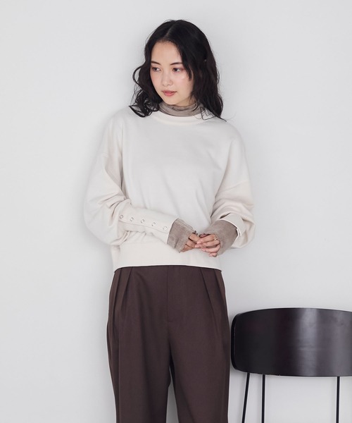 forksy.（フォルクシー）の「【forksy.】オープンバックロングカフススウェットプルオーバー（スウェット・レディース・ブラック/ブラウン/オートミール/ホワイト系・FREE）」の14枚目の写真