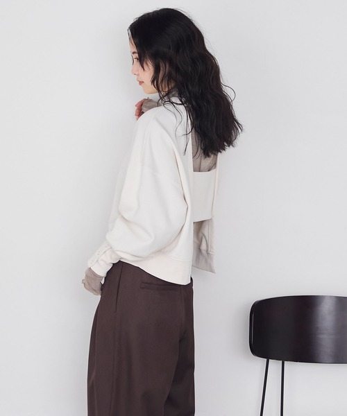 forksy.（フォルクシー）の「【forksy.】オープンバックロングカフススウェットプルオーバー（スウェット・レディース・ブラック/ブラウン/オートミール/ホワイト系・FREE）」の15枚目の写真