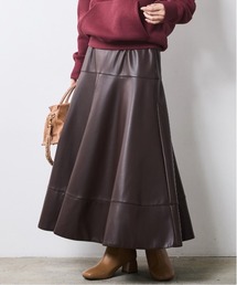フェイクレザーフレアスカート<大きいサイズ有>シックスタイル