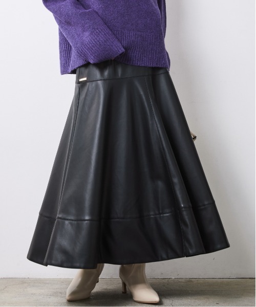 CHIC STYLE(シックスタイル)の「フェイクレザーフレアスカート<大きいサイズ有>シックスタイル(スカート・レディース・ブラック/ブラウン・3L/LL/L/M/5L/4L)」の14枚目の写真
