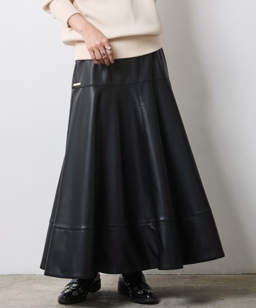 CHIC STYLE(シックスタイル)の「フェイクレザーフレアスカート<大きいサイズ有>シックスタイル(スカート・レディース・ブラック/ブラウン・3L/LL/L/M/5L/4L)」の18枚目の写真
