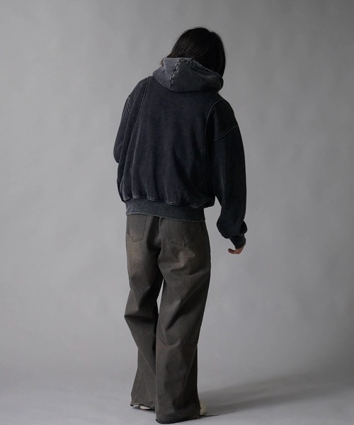 Theater code（シアターコード）の「Brushed Fleece Wash-Finished Pullover Hoodie / 裏起毛 ウォッシュ加工 プルオーバーパーカー 2026年 夏 夏服メンズ（パーカー・メンズ・ブラック/グレー・M/L）」の11枚目の写真