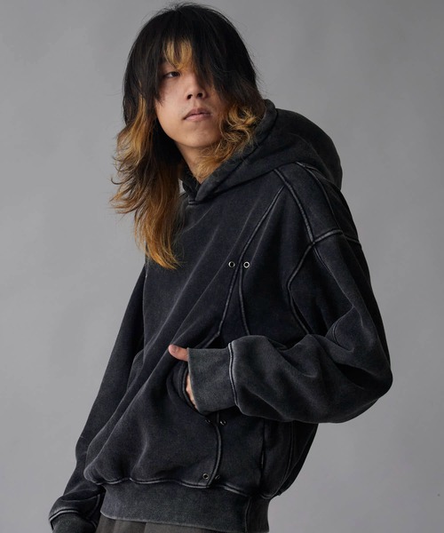 Theater code（シアターコード）の「Brushed Fleece Wash-Finished Pullover Hoodie / 裏起毛 ウォッシュ加工 プルオーバーパーカー 2026年 夏 夏服メンズ（パーカー・メンズ・ブラック/グレー・M/L）」の8枚目の写真
