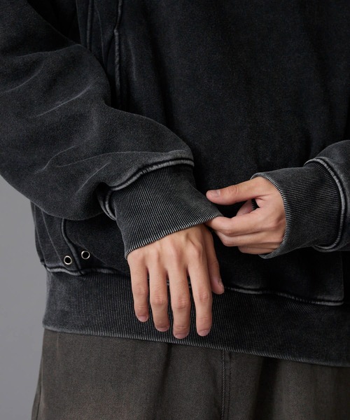 Theater code（シアターコード）の「Brushed Fleece Wash-Finished Pullover Hoodie / 裏起毛 ウォッシュ加工 プルオーバーパーカー 2026年 夏 夏服メンズ（パーカー・メンズ・ブラック/グレー・M/L）」の21枚目の写真