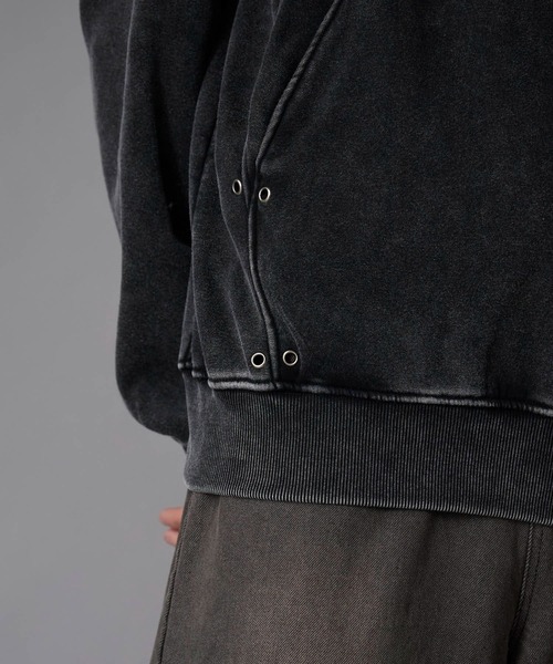 Theater code（シアターコード）の「Brushed Fleece Wash-Finished Pullover Hoodie / 裏起毛 ウォッシュ加工 プルオーバーパーカー 2026年 夏 夏服メンズ（パーカー・メンズ・ブラック/グレー・M/L）」の14枚目の写真