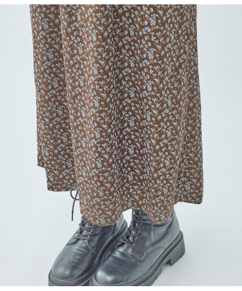 PEACH JOHN(ピーチジョン)の「バストギャザーフラワーワンピース(ワンピース・レディース・ブラウン/ブラック・ONE SIZE)」の19枚目の写真