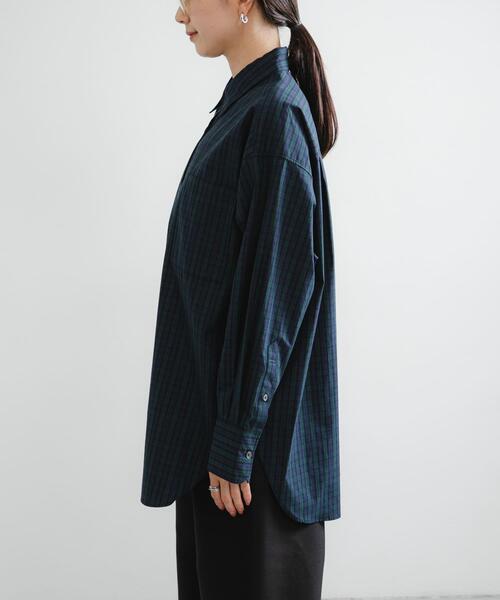 URBAN RESEARCH（アーバンリサーチ）の「new basic　BROAD BIG SHIRTS（シャツ/ブラウス・レディース・ブルー/チェック・FREE）」の16枚目の写真
