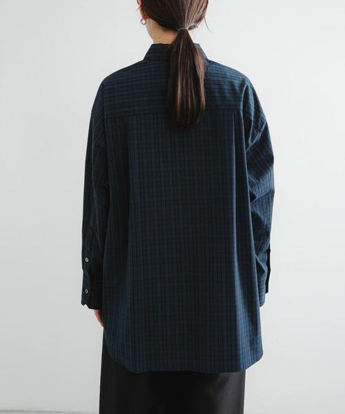 URBAN RESEARCH（アーバンリサーチ）の「new basic　BROAD BIG SHIRTS（シャツ/ブラウス・レディース・ブルー/チェック・FREE）」の17枚目の写真