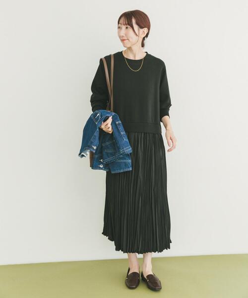 ITEMS URBANRESEARCH(アイテムズ アーバンリサーチ)の「プリーツドッキングワンピース(ワンピース・レディース・グレー系その他/ブラック・FREE)」の5枚目の写真