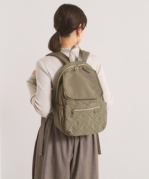 ITS'DEMO（イッツデモ）の「【10ポケット／A4】収納アドバイザーキルトリュック（バックパック/リュック・レディース・カーキ/ブラック/ナチュラル・00）」の19枚目の写真